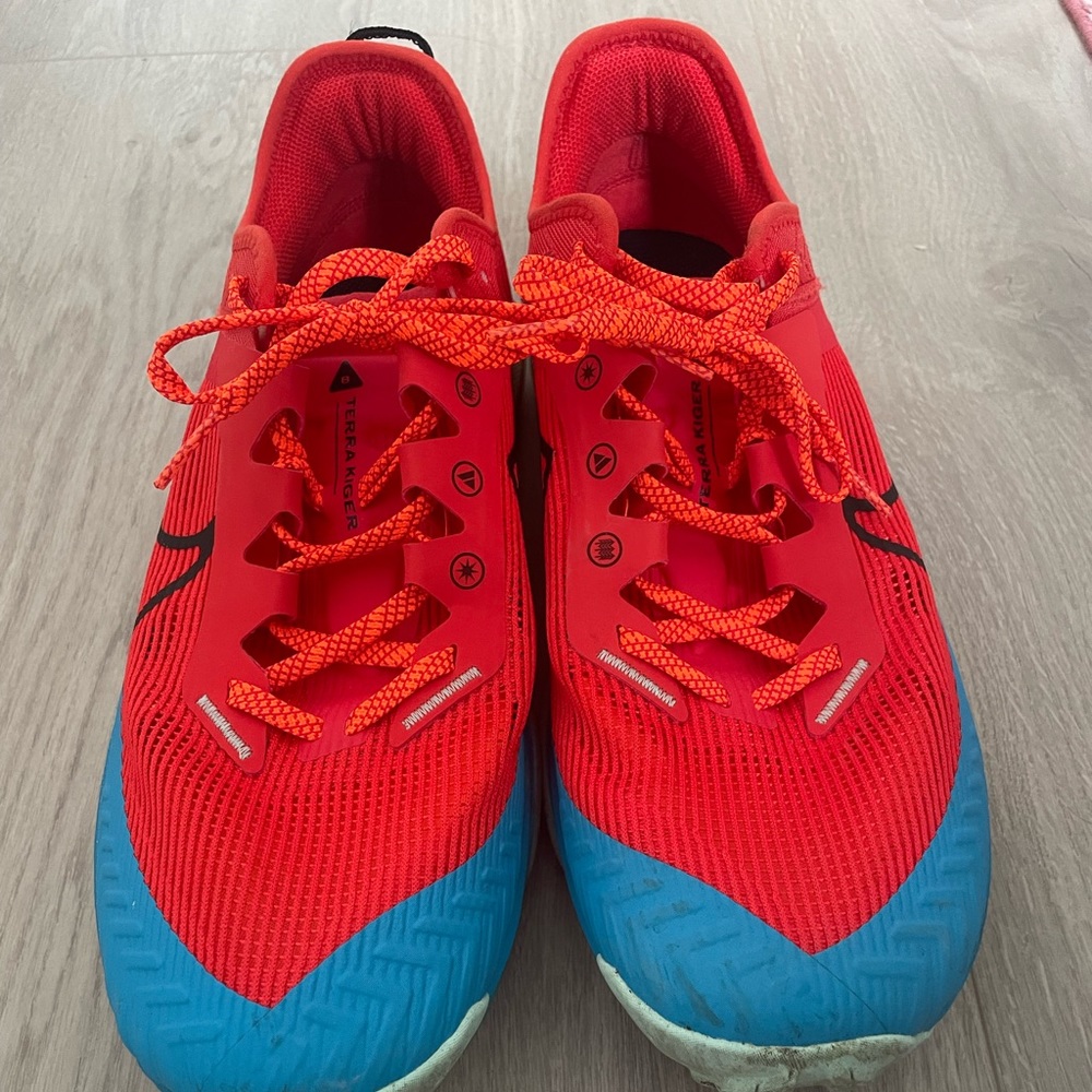 Nike Air Zoom Terra Kiger 8 Men's Shoes Habanero Red Blue Size 11.5
